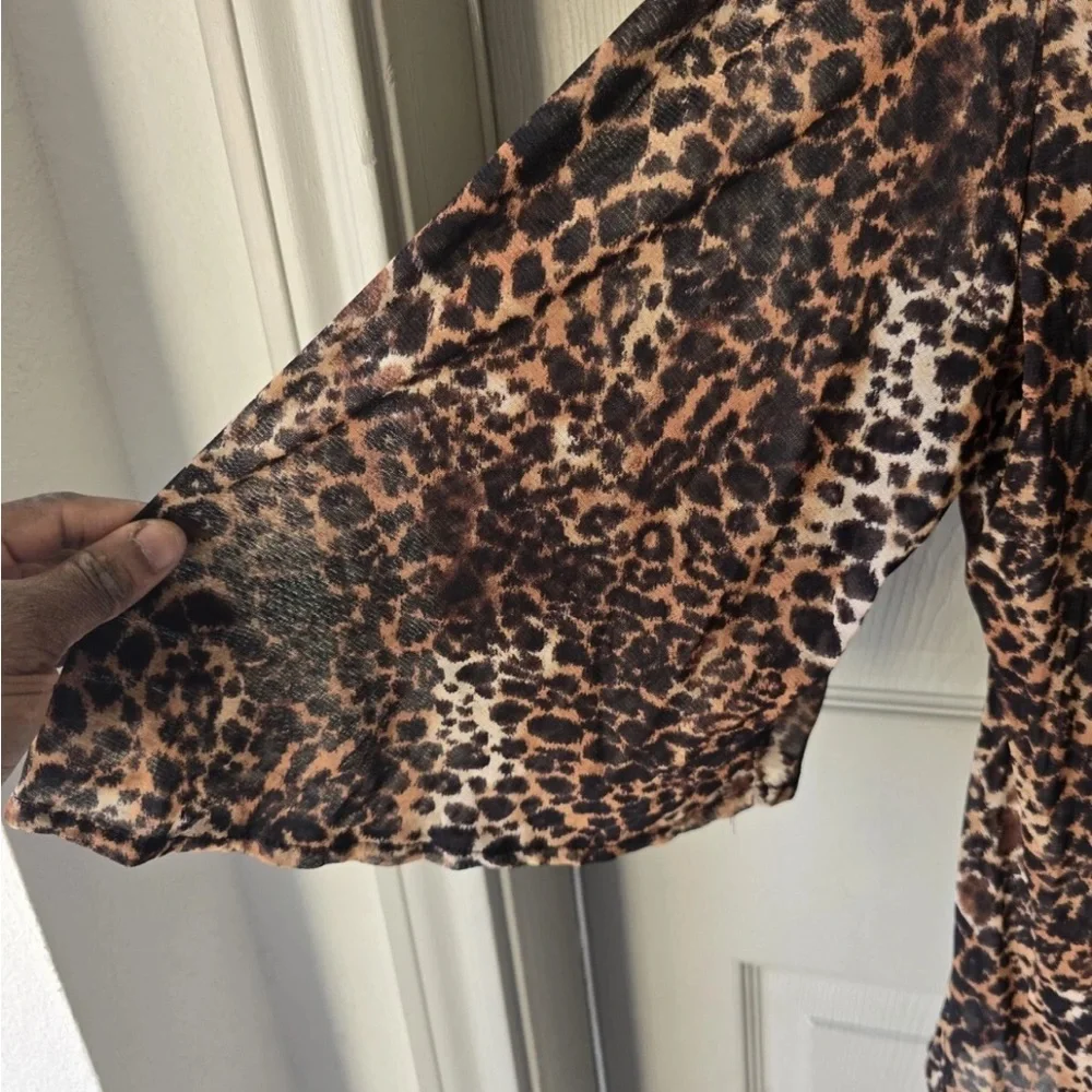 Alfani Women Blouse Size XL Animal Print Embroidery Flare 3/4 Sleeve Y2k Neutral
